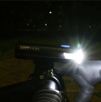 Eclairage Avant Cateye Ampp 1100 Réf. HL-EL1100RC - 1100 Lumens