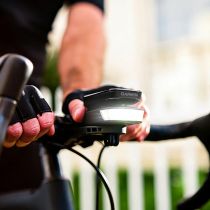 Eclairage Avant Ravemen FR 1100 - Fixation Garmin/Wahoo