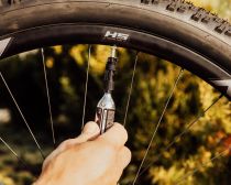Kit Réparation Force Pikado 2.0 Tubeless avec Outils et Gonfleur