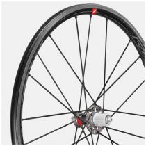 Roues Fulcrum Racing Zero Carbon C17 Pneu