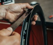 Rouleau Fond de Jante Tubeless Hutchinson en 20mm x 4.50m - 17C/18C