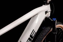 VAE Cube Reaction Hybrid Pro 625 - 2022