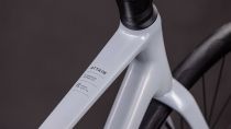 Vélo Cube Attain Race 2026