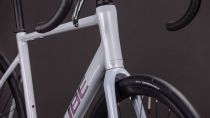 Vélo Cube Attain Race 2026